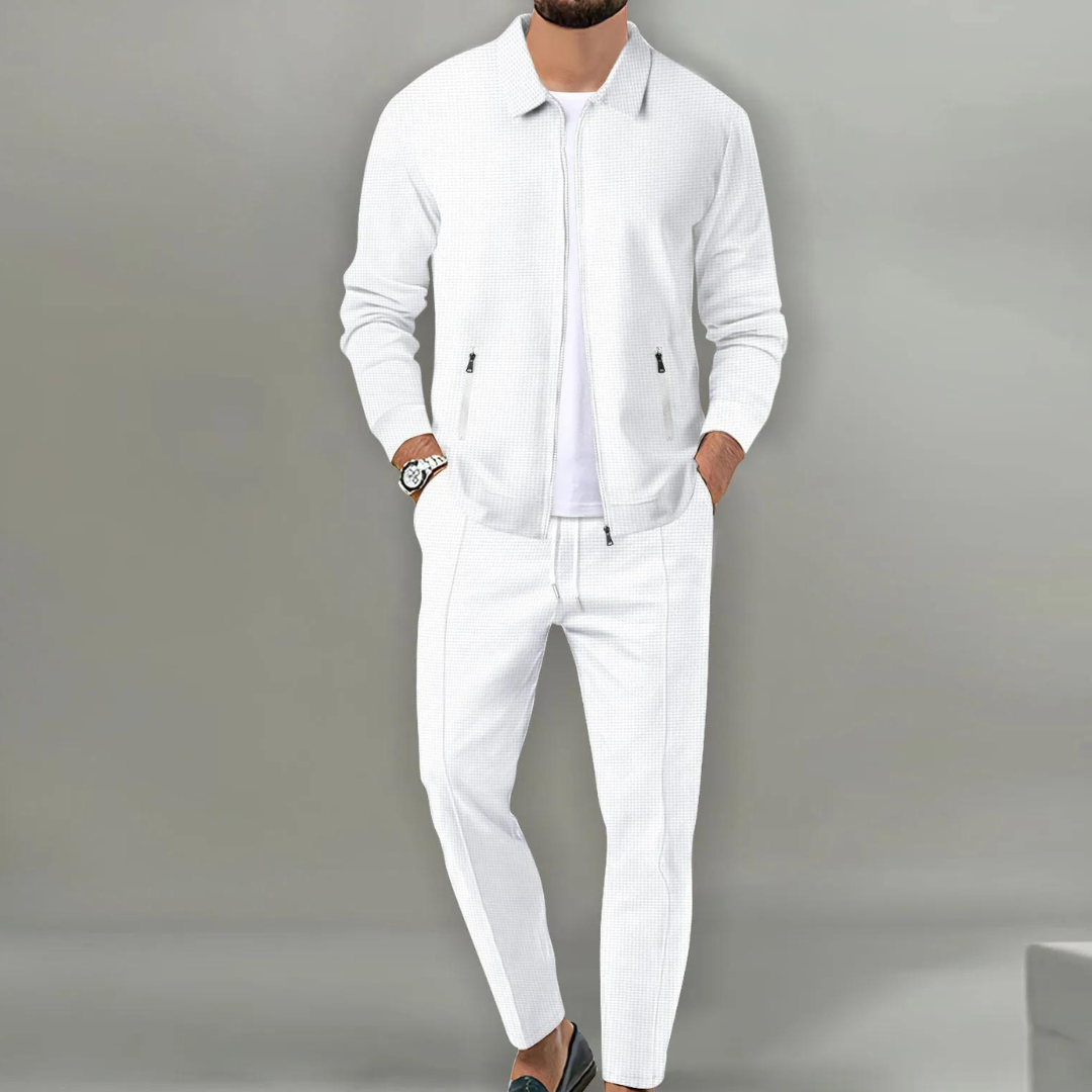 Elegante set da uomo con gilet con frange e pantaloni corti - perfetto per l'estate