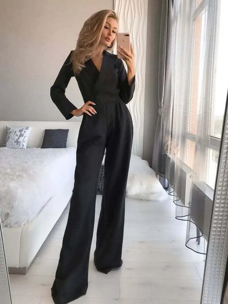 Sofia Elegante tuta con scollatura a palloncino e profili larghi: un'opzione elegante e confortevole per le donne