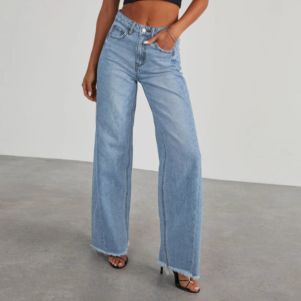 Niva - Jeans comodi con vestibilità ampia e fondo sfrangiato alla moda per le donne