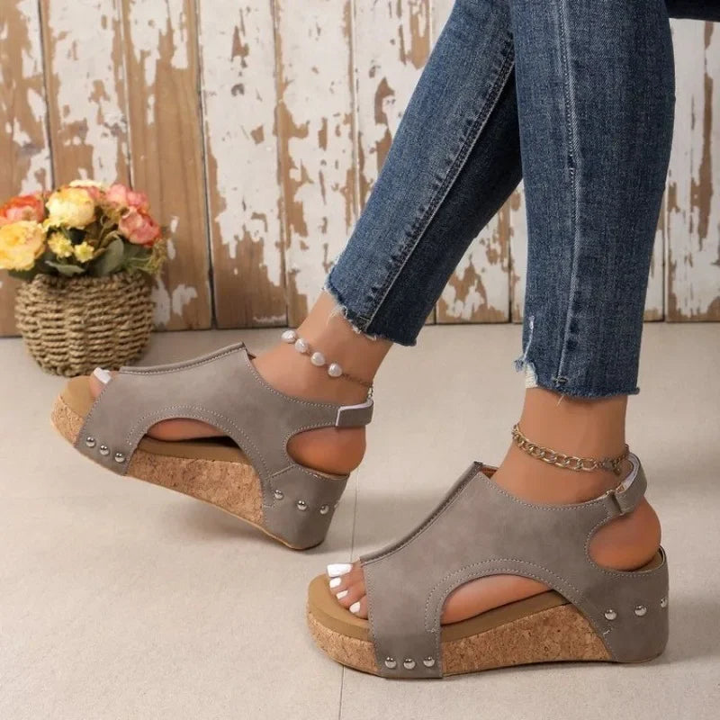 Caela - Sandali estivi alla moda con plateau e punta aperta per un comfort eccezionale e un look elegante