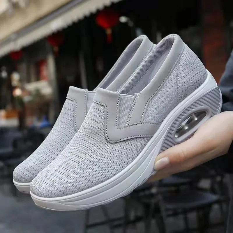 OrthoEase - Scarpe da ginnastica da donna comode e traspiranti ideali per l'uso quotidiano
