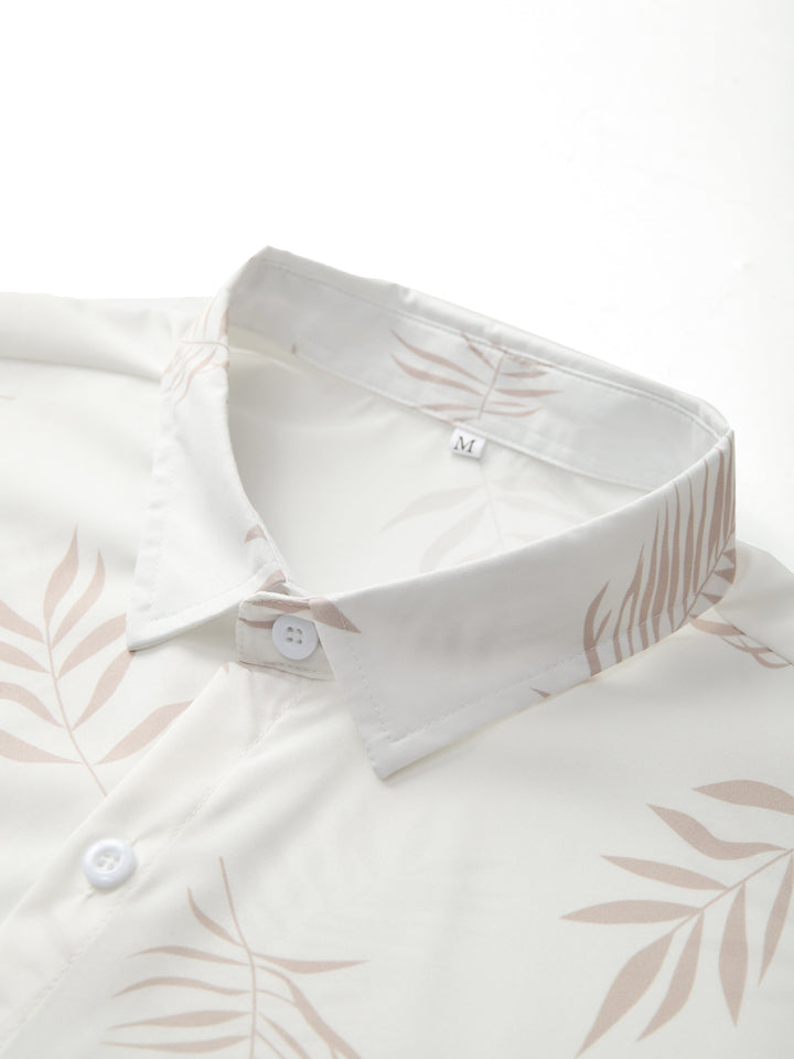 Elegante T-shirt tropicale da uomo con doppio taglio unico e suggestivo motivo di nappe esotiche