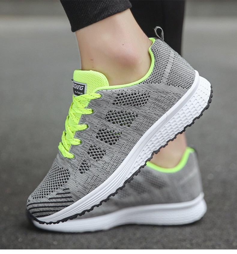 Scarpe da ginnastica casual da donna leggere e alla moda, traspiranti per un comfort che dura tutto il giorno.