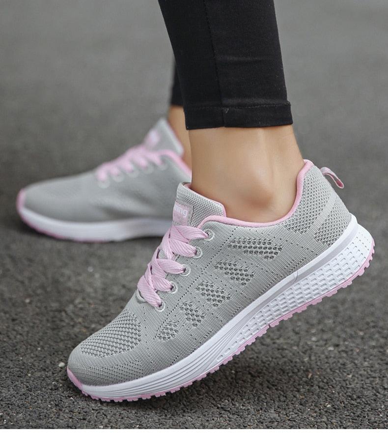 Scarpe da ginnastica casual da donna leggere e alla moda, traspiranti per un comfort che dura tutto il giorno.