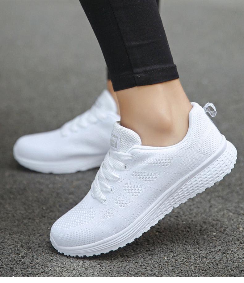Scarpe da ginnastica casual da donna leggere e alla moda, traspiranti per un comfort che dura tutto il giorno.