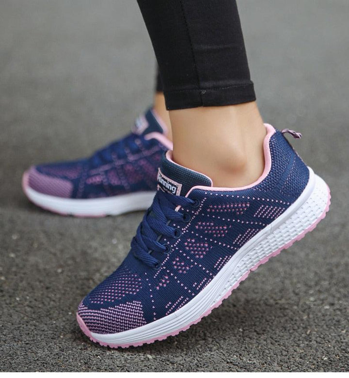 Scarpe da ginnastica casual da donna leggere e alla moda, traspiranti per un comfort che dura tutto il giorno.