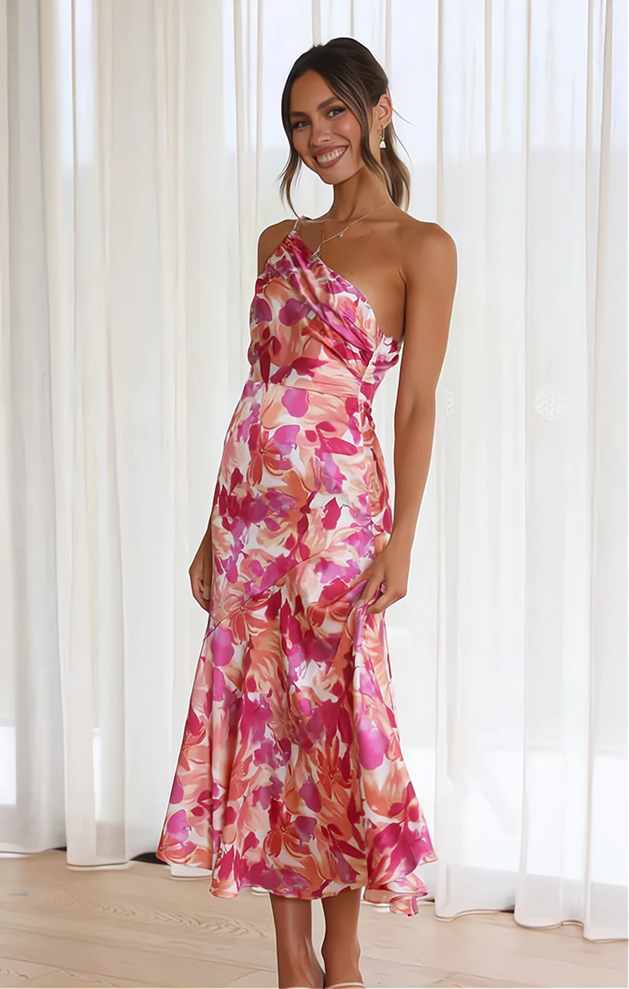 Aveline - Elegante abito midi asimmetrico con motivo floreale per un'occasione unica ed elegante