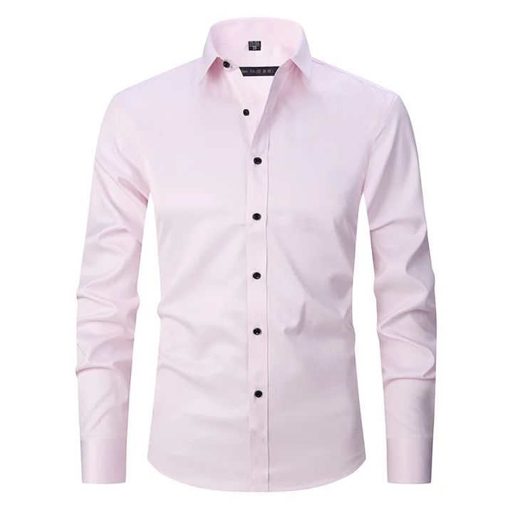 Camisa maschile slim fit di manga lunga con bottoni a contrasto per un look moderno ed elegante