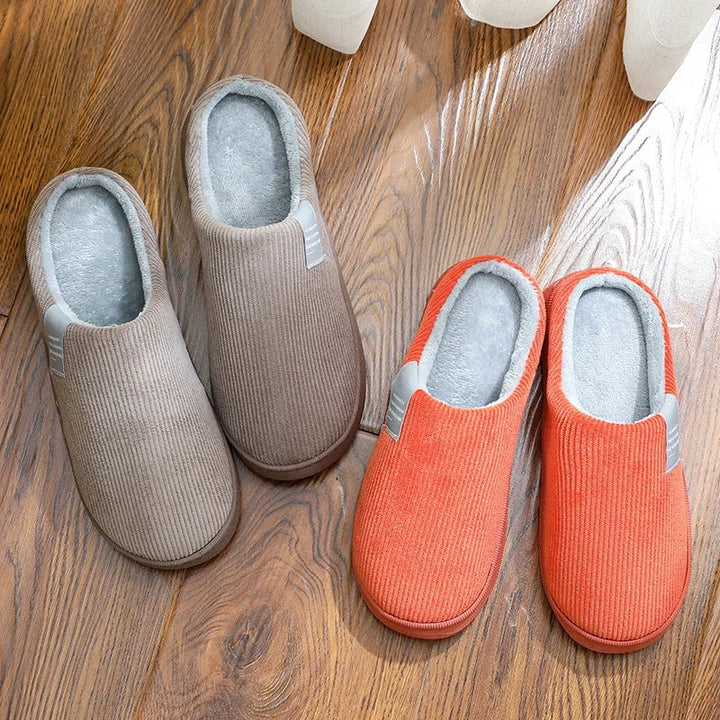 SunStride - Esclusive pantofole invernali in peluche per un comfort e un look alla moda
