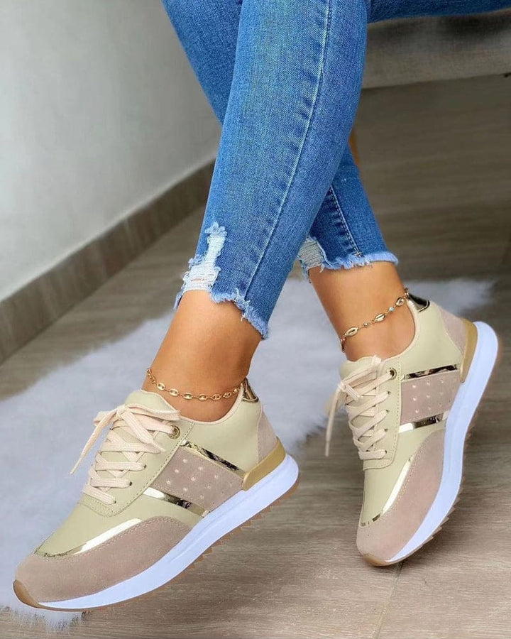Sneakers casual da donna eleganti e leggere - scarpe comode per le passeggiate di tutti i giorni