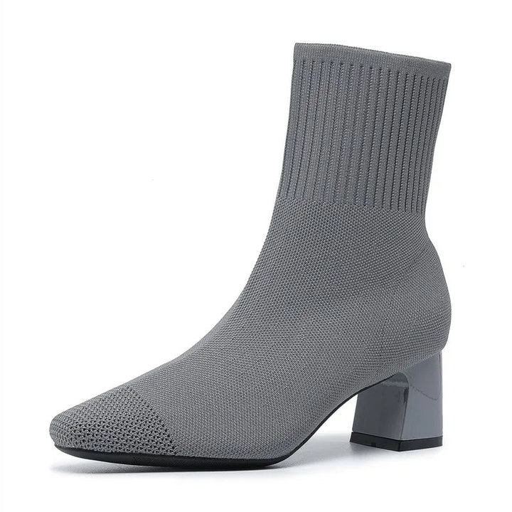 Eleganti stivali da donna con tacco in maglia - comfort e stile in un unico prodotto