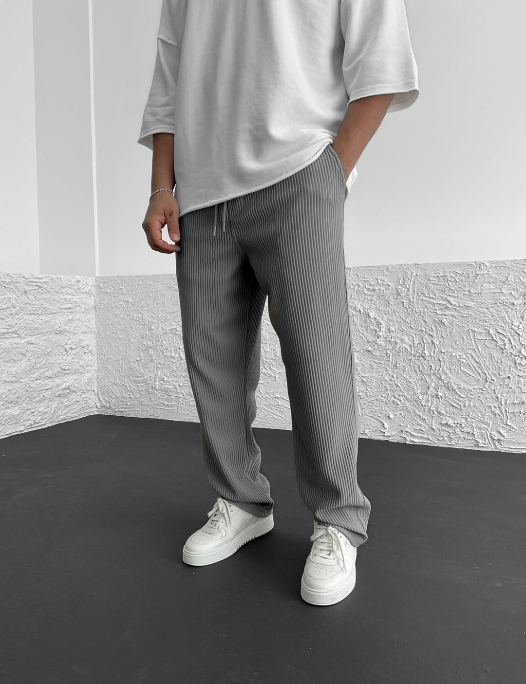 Pantaloni Virgile™ a coste eleganti per un look alla moda ed elegante