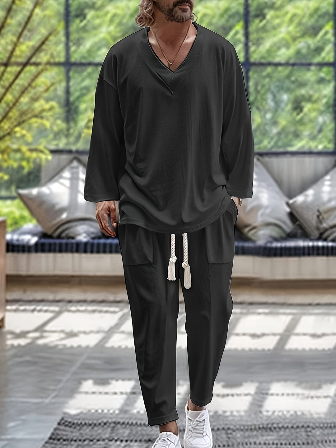 Set da uomo: maglietta elegante con scollo a pallina e pantaloni comodi con tasche