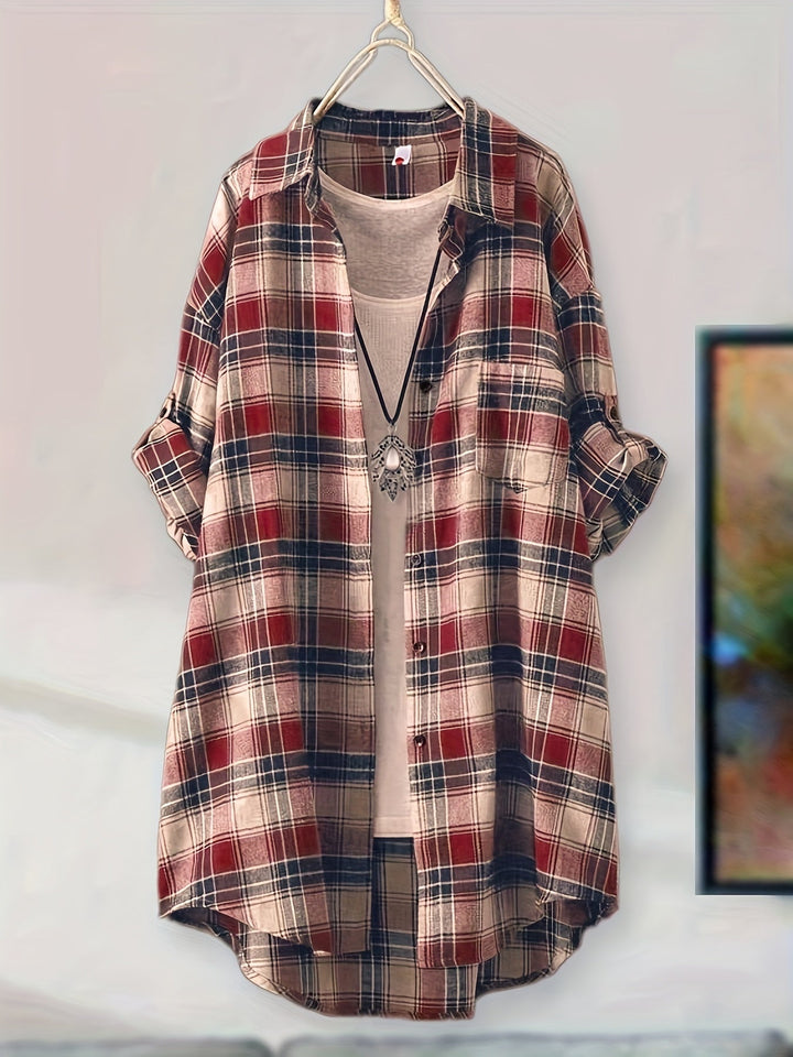 Elegante T-shirt lunga da donna con vistosi tagli sul petto