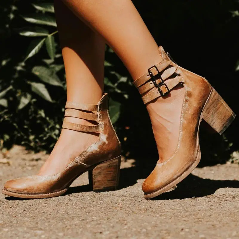Juniper - Décolleté alla moda in stile retrò per donne eleganti