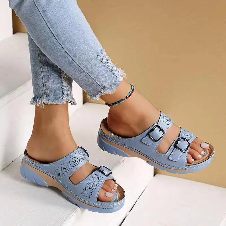 Selina - Eleganti sandali con plateau e doppia fibbia per un comfort eccezionale e un look alla moda