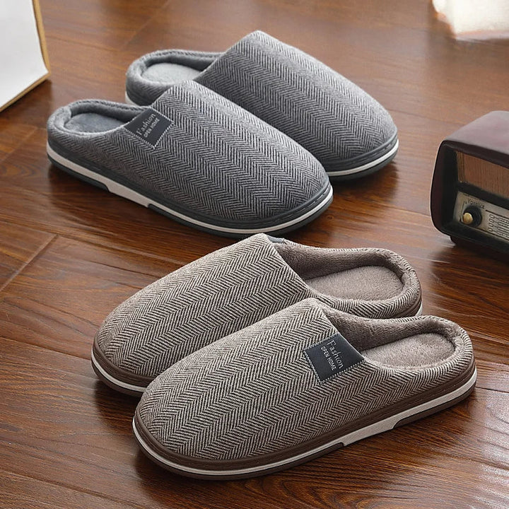 Pantofole Octavia da donna, morbide e confortevoli, perfette per i momenti di relax a casa.