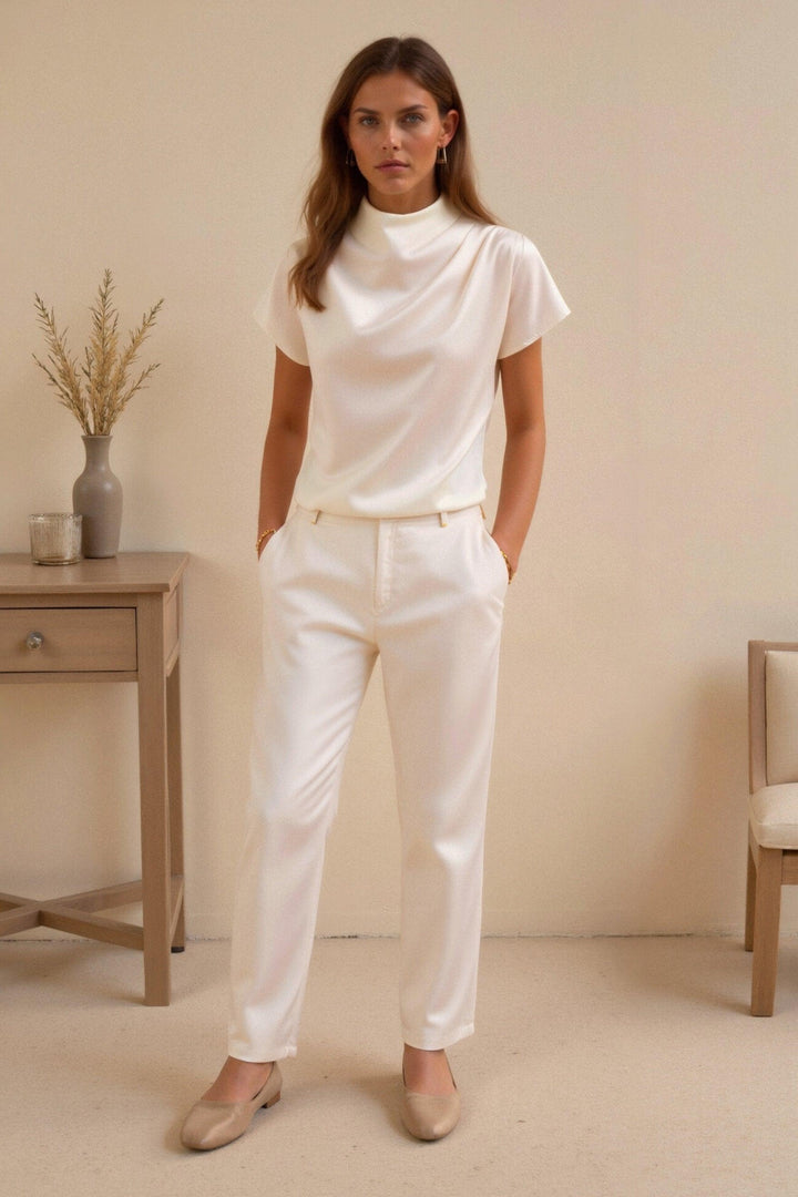 T-Shirt oversize da donna con scollatura - stile casual confortevole e di tendenza