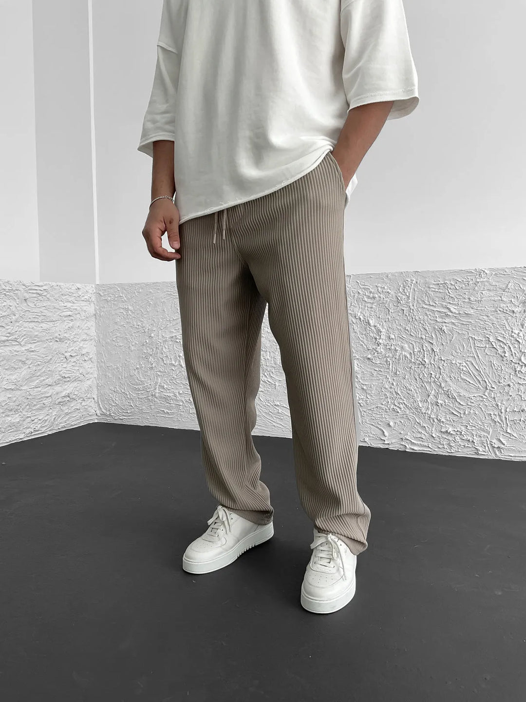 Pantaloni Virgile™ a coste eleganti per un look alla moda ed elegante