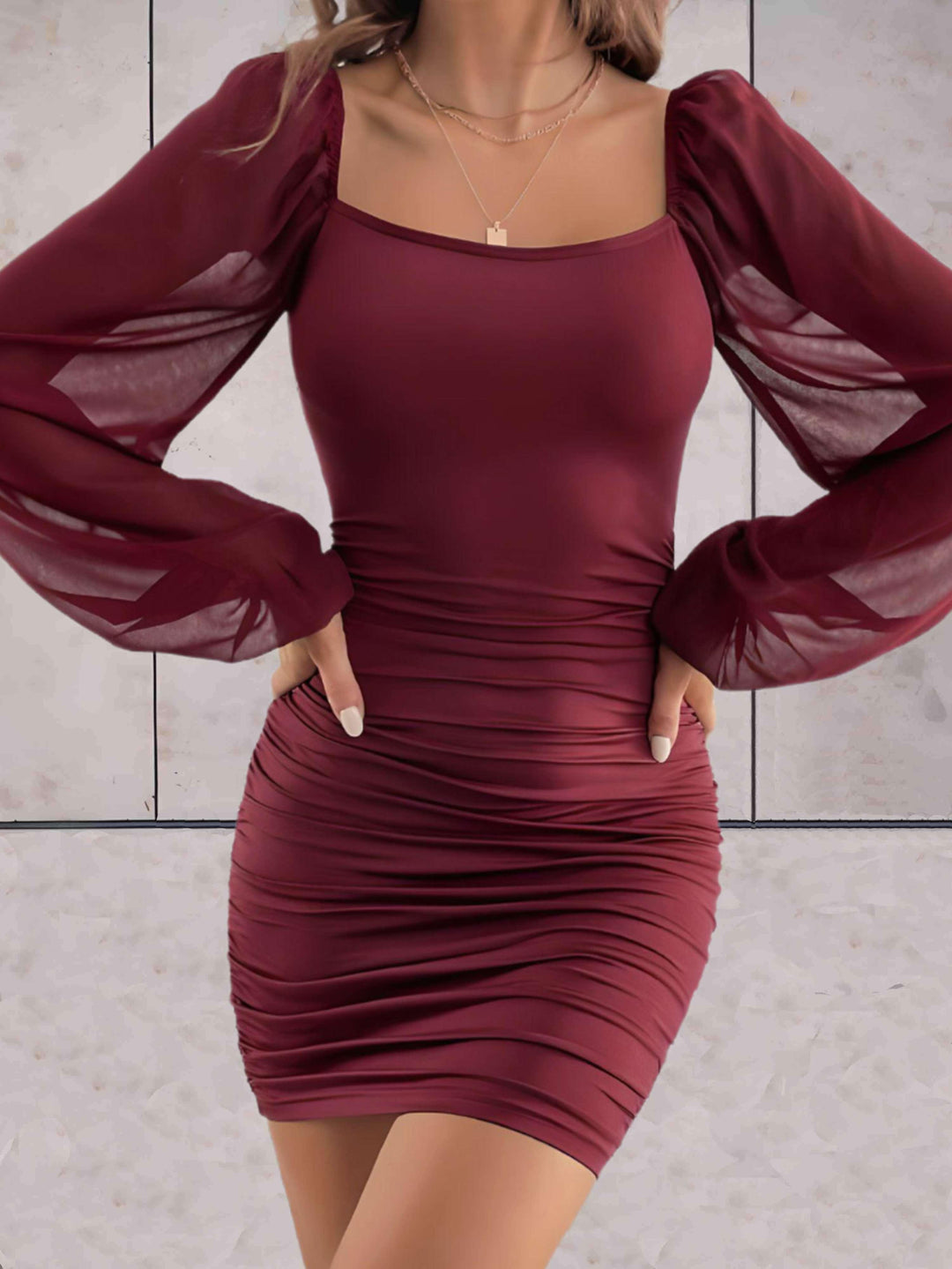 Vêtement Femmes Élégant Court avec Manches Amples pour un Style Sophistiqué