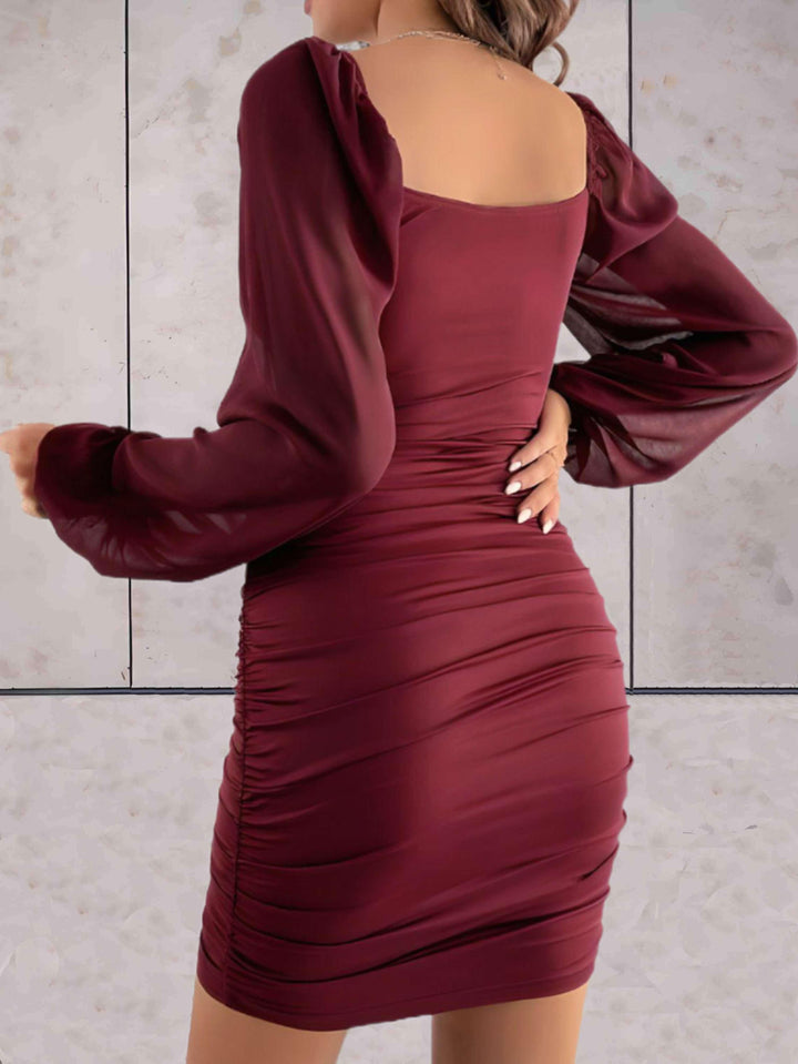 Vêtement Femmes Élégant Court avec Manches Amples pour un Style Sophistiqué