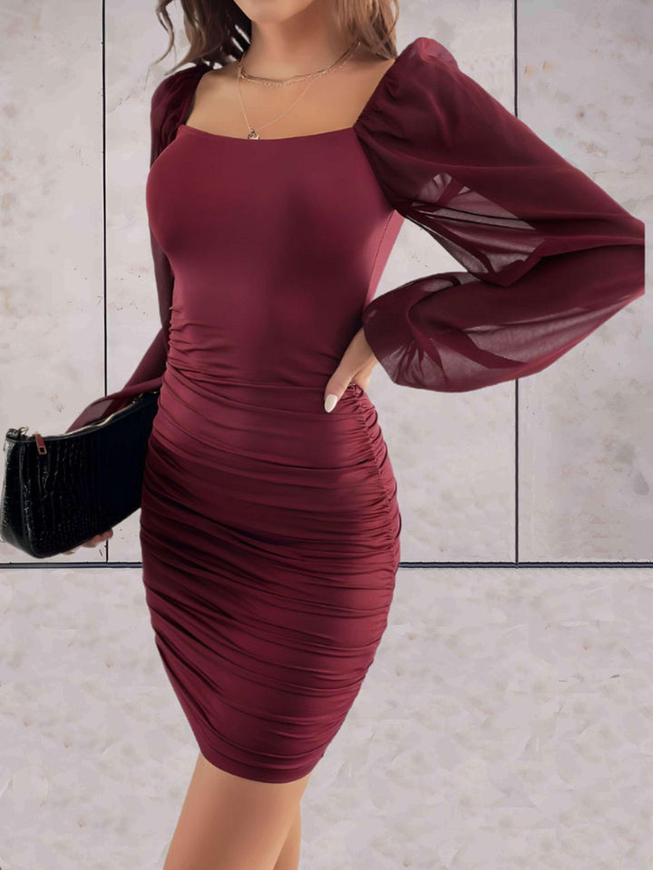 Vêtement Femmes Élégant Court avec Manches Amples pour un Style Sophistiqué