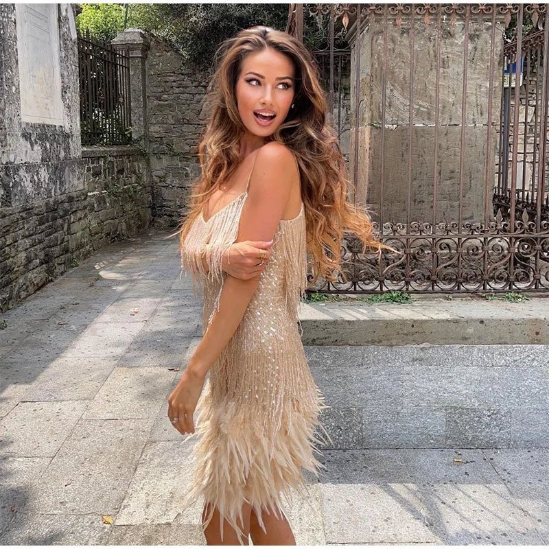 Elegante mini abito da sera Luxe con paillettes - aggiungete un tocco di eleganza alla vostra eleganza