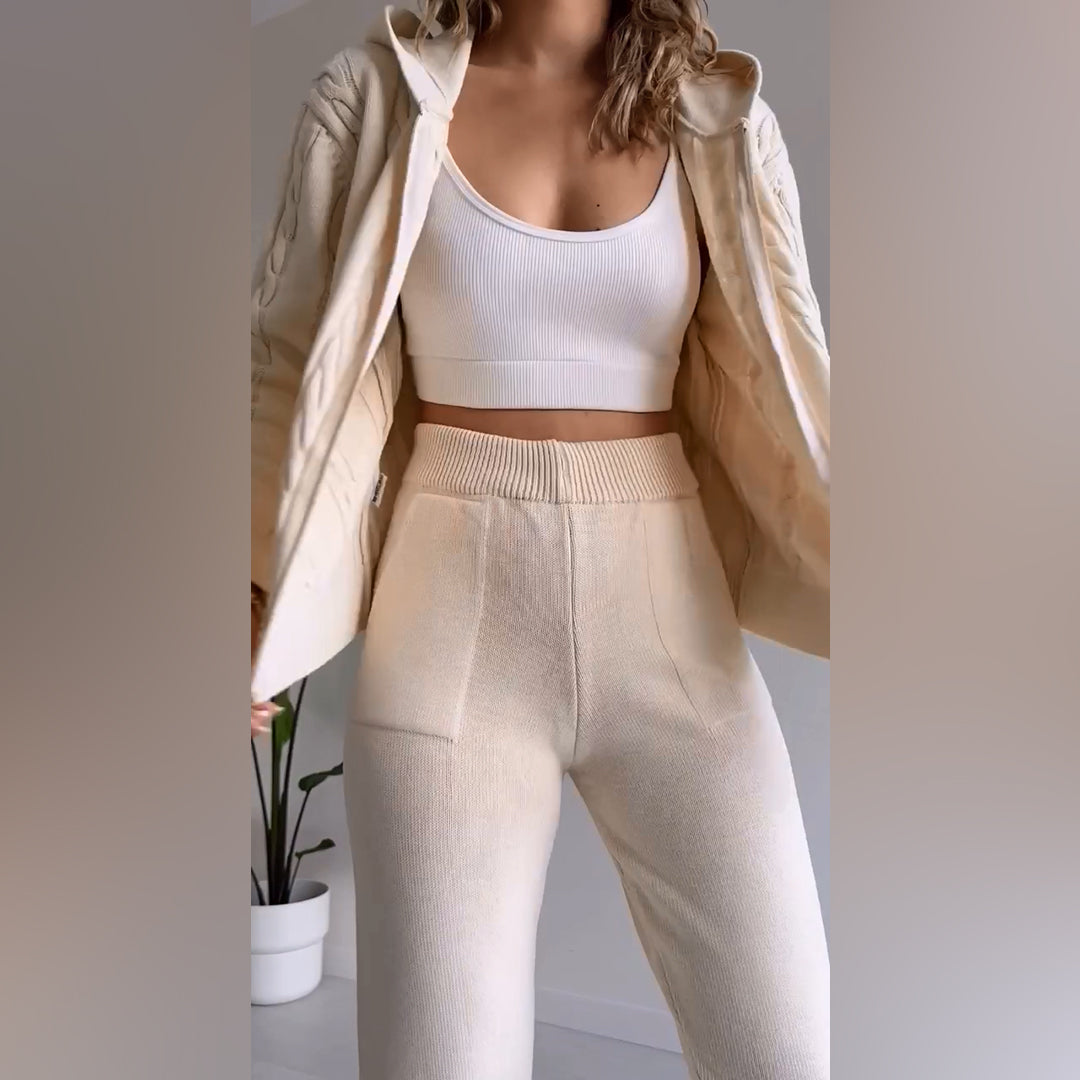 Set elegante e confortevole: giacca e pantaloni eleganti MANAHIL