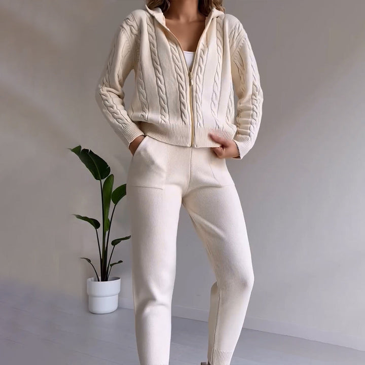 Set elegante e confortevole: giacca e pantaloni eleganti MANAHIL