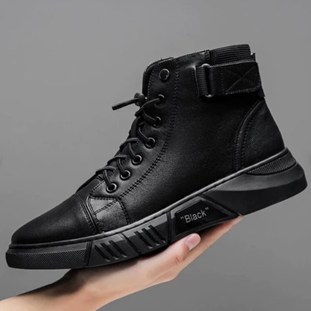 Scarpe ADLEMO nere: eleganza e comfort senza pari ad ogni passo