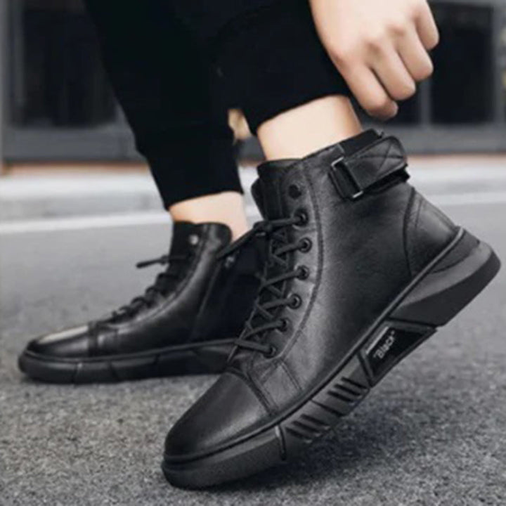 Scarpe ADLEMO nere: eleganza e comfort senza pari ad ogni passo