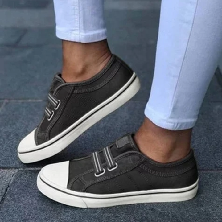 Comodi sandali da donna con cinturino elastico e suola in gomma resistente - facili da indossare e alla moda