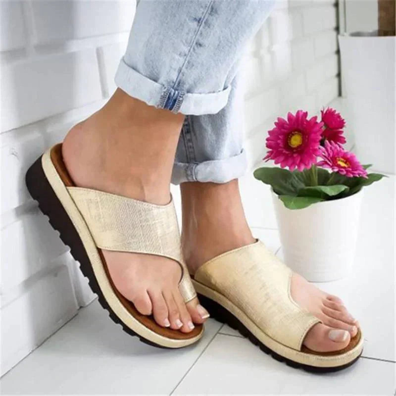 Eleganti e comode infradito ortopediche da donna per l'estate, per un look sano e alla moda