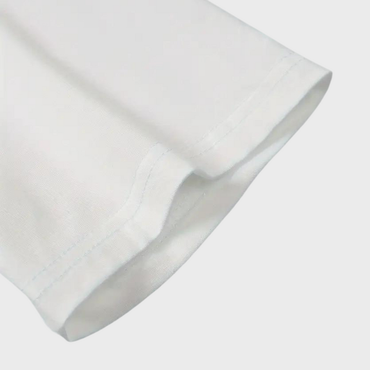 Una T-shirt Lex a blocchi di colore alla moda per ogni stile