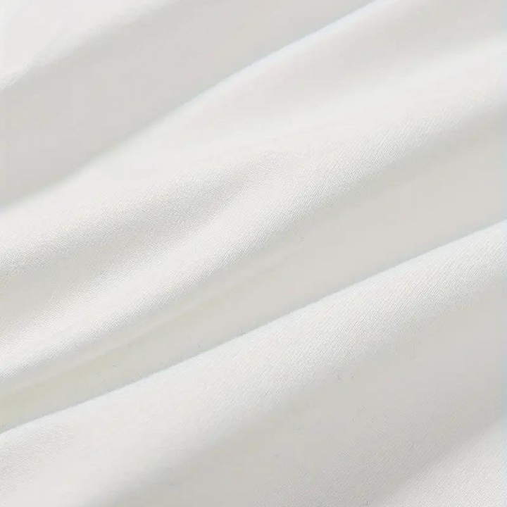 Una T-shirt Lex a blocchi di colore alla moda per ogni stile