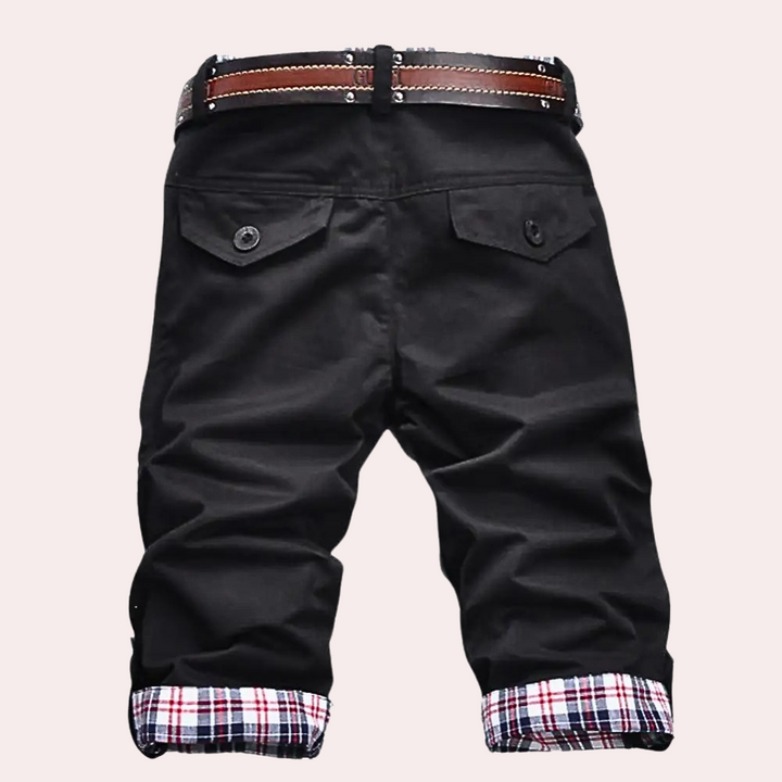 Scoprite lo stile perfetto con gli eleganti pantaloncini da uomo Curtis, perfetti per ogni situazione!