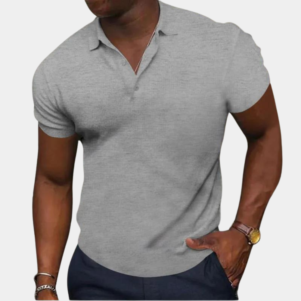 Polo da uomo a maniche corte: una scelta elegante e confortevole per le uscite di stile di tutti i giorni