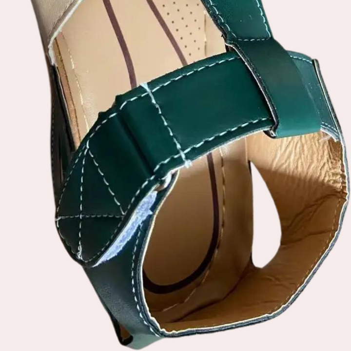 Sandali da donna eleganti e comodi per ogni occasione!