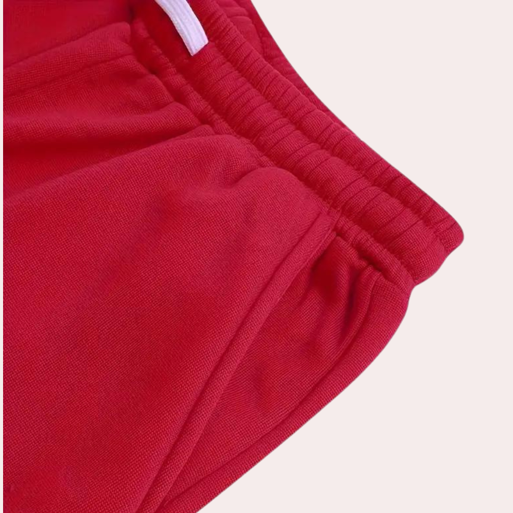 Elegante completo da donna con cappuccio alla moda per donne alla moda