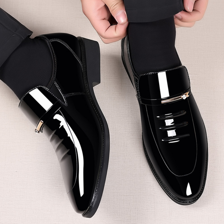 Scarpe eleganti e lussuose per il professionista moderno