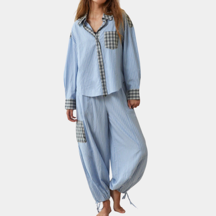 Offriamo pigiami da donna lussuosi ed eleganti: regalatevi ogni notte un comfort e uno stile impareggiabili.
