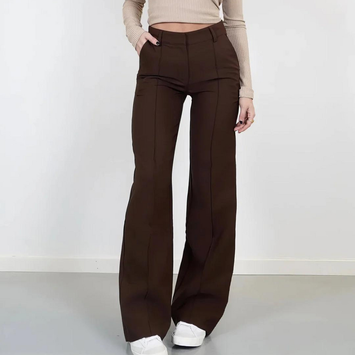Pantaloni eleganti da donna con gambe larghe alla moda per la donna moderna