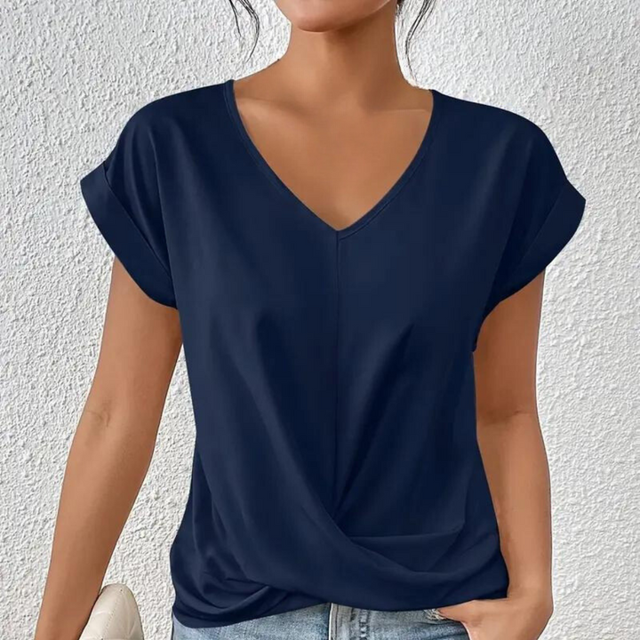 Elegante camicia da donna con sorprendente scollatura a V