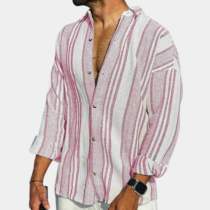 Elegante camicia Adrian da uomo con un motivo sgargiante che evoca una rinfrescante brezza marina
