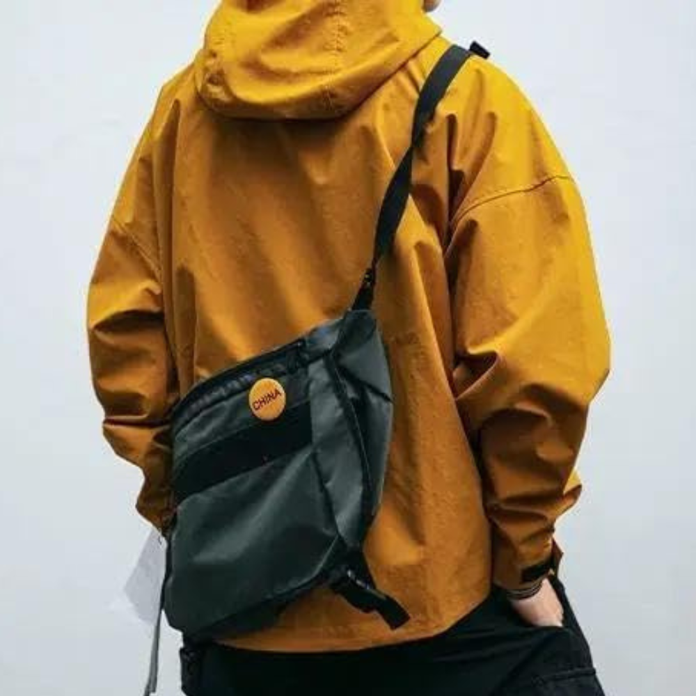 Giacca elegante da uomo con cappuccio di FRANZ - perfetta per ogni occasione!