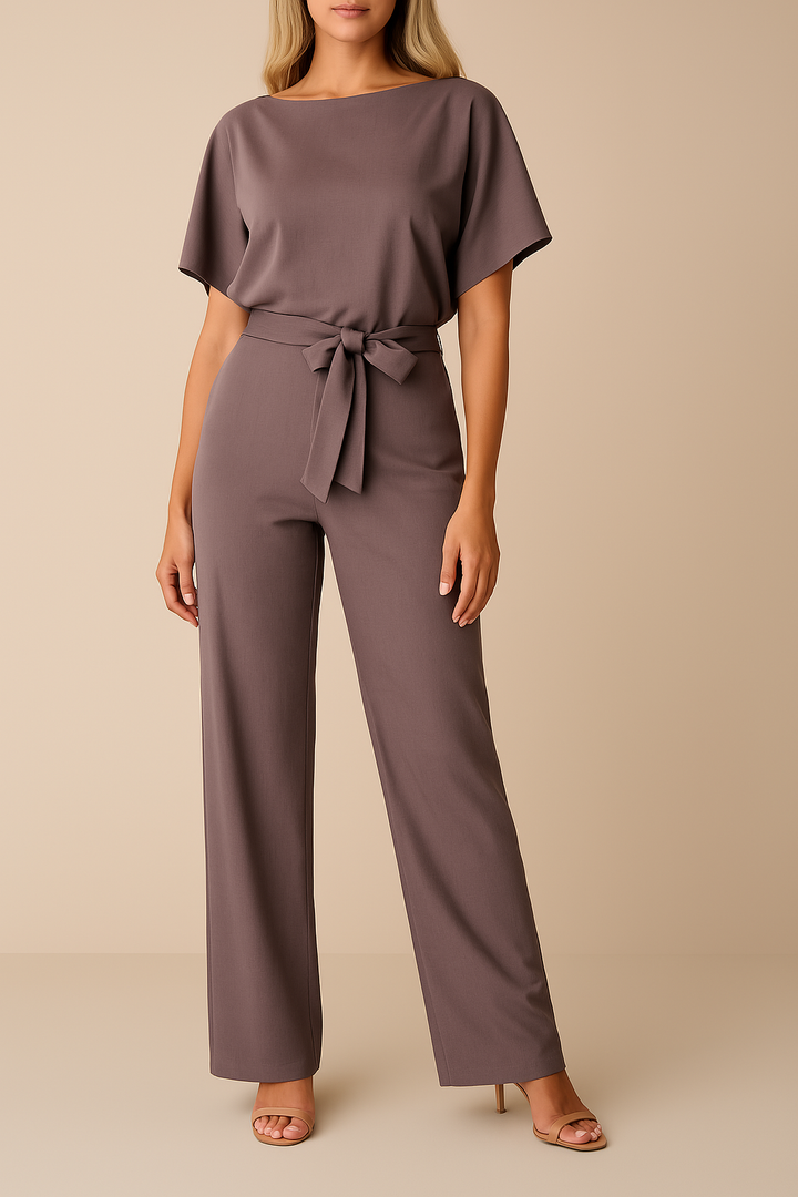 Sophia - Una tuta da donna elegante e versatile per ogni occasione
