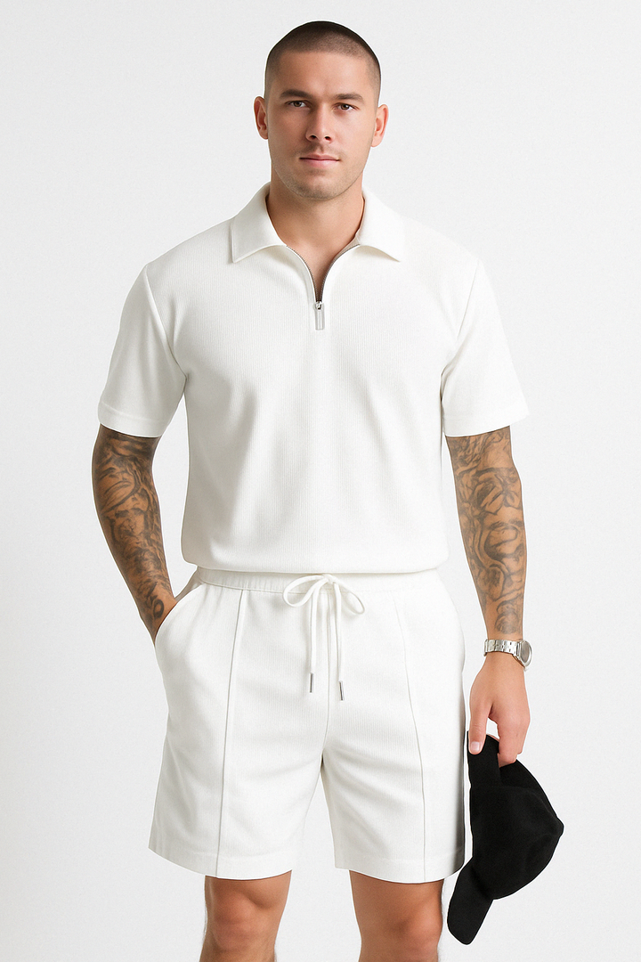 Completo di polo e pantaloni corti per uomo - Massimo comfort ed eleganza - Cappuccio con crema e cintura con cordone - Algodón trasparente per i tuoi giorni di attività