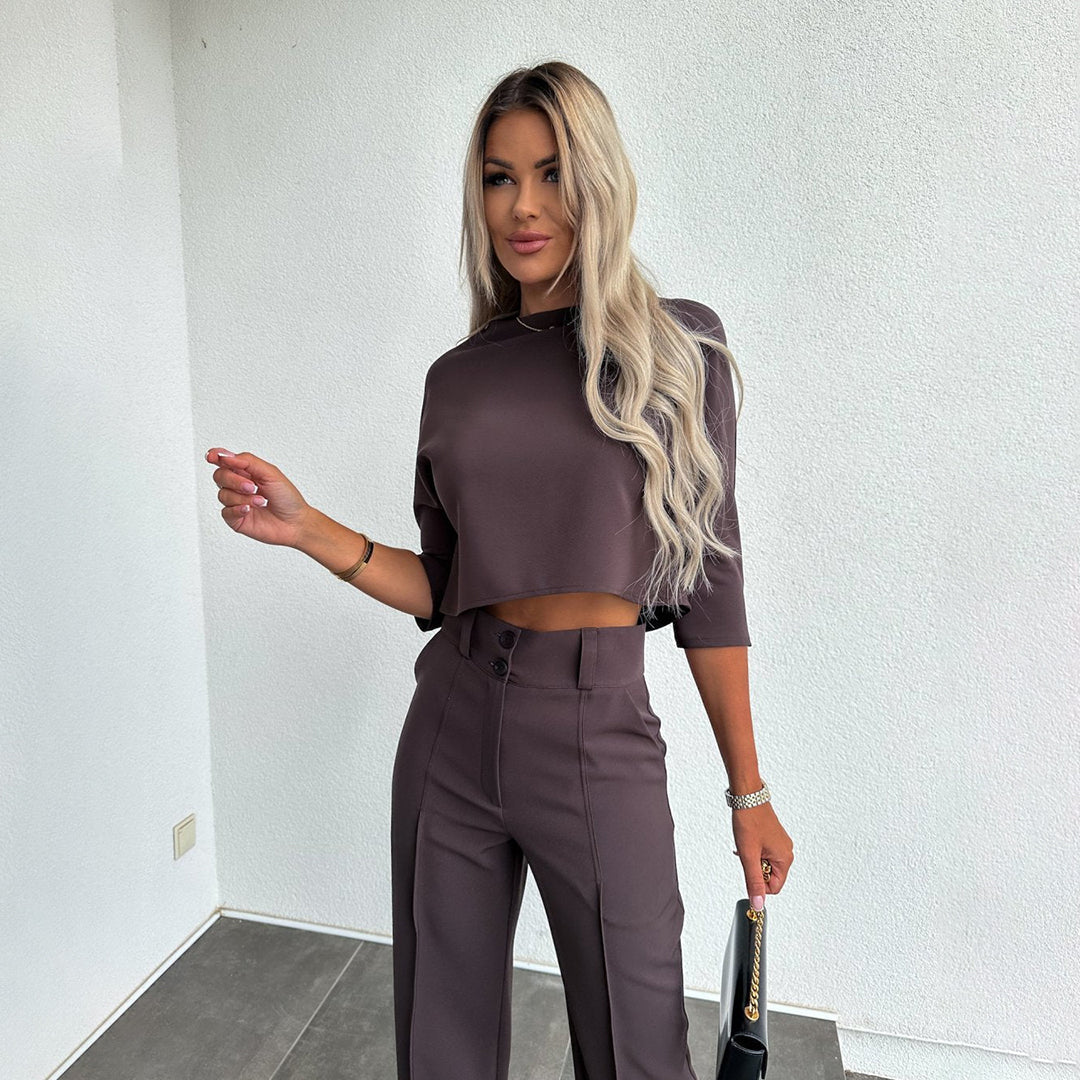 FIONA - Un set a due pezzi unico ed elegante per qualsiasi occasione
