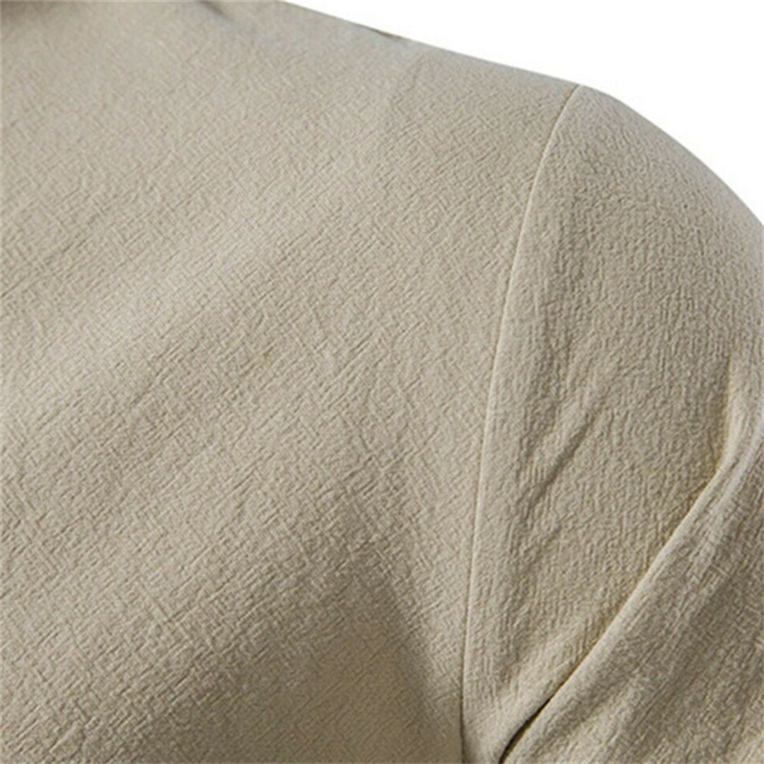 Camicia LASZLO con scollo a V - Un'opzione elegante e di classe per ogni occasione