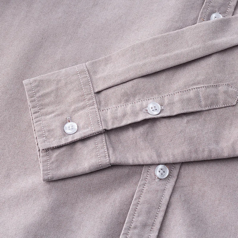 Camisa casual per uomo con estilo sinfonico per un look elegante e alla moda